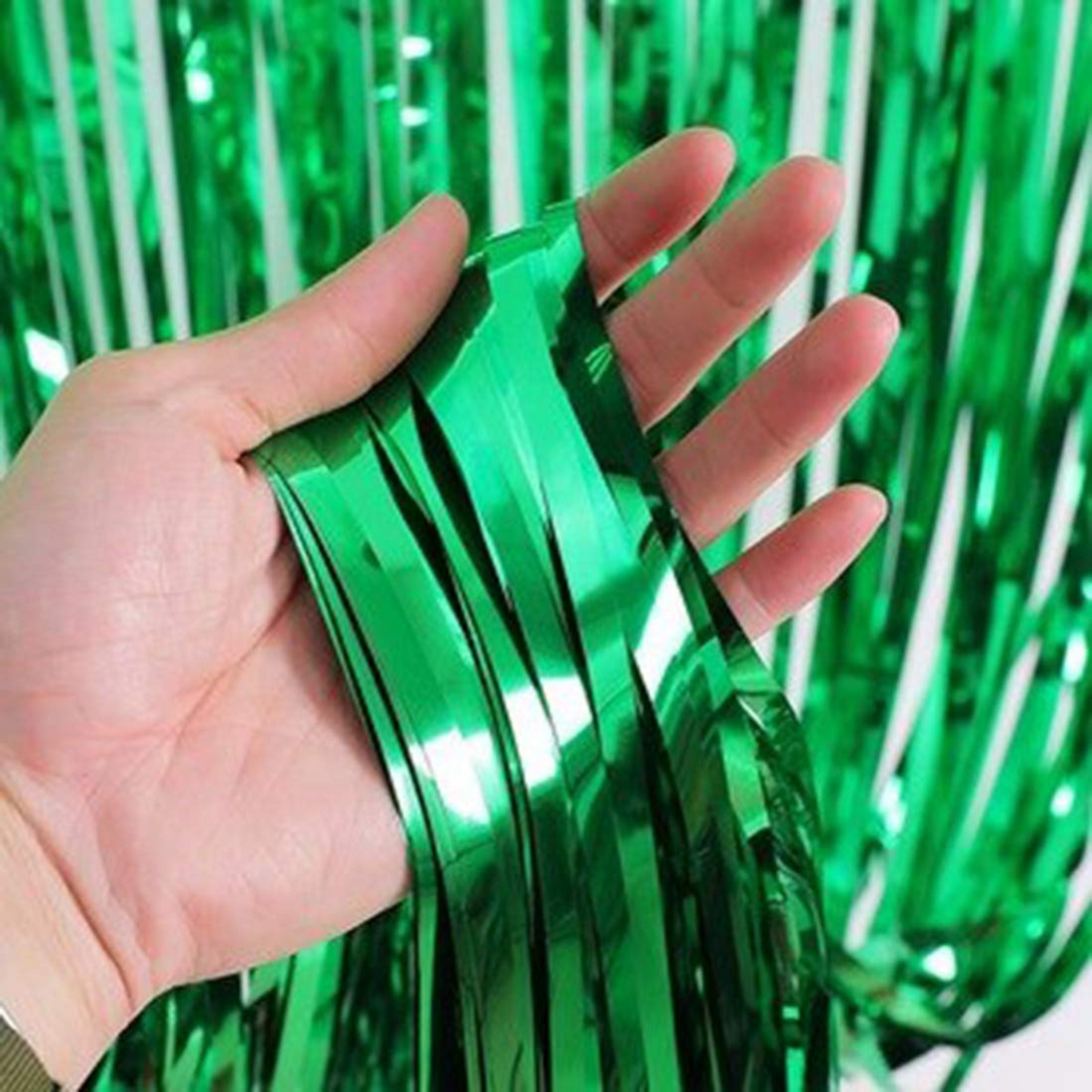 Green foil fringe curtain 6x3 ft party backdrop